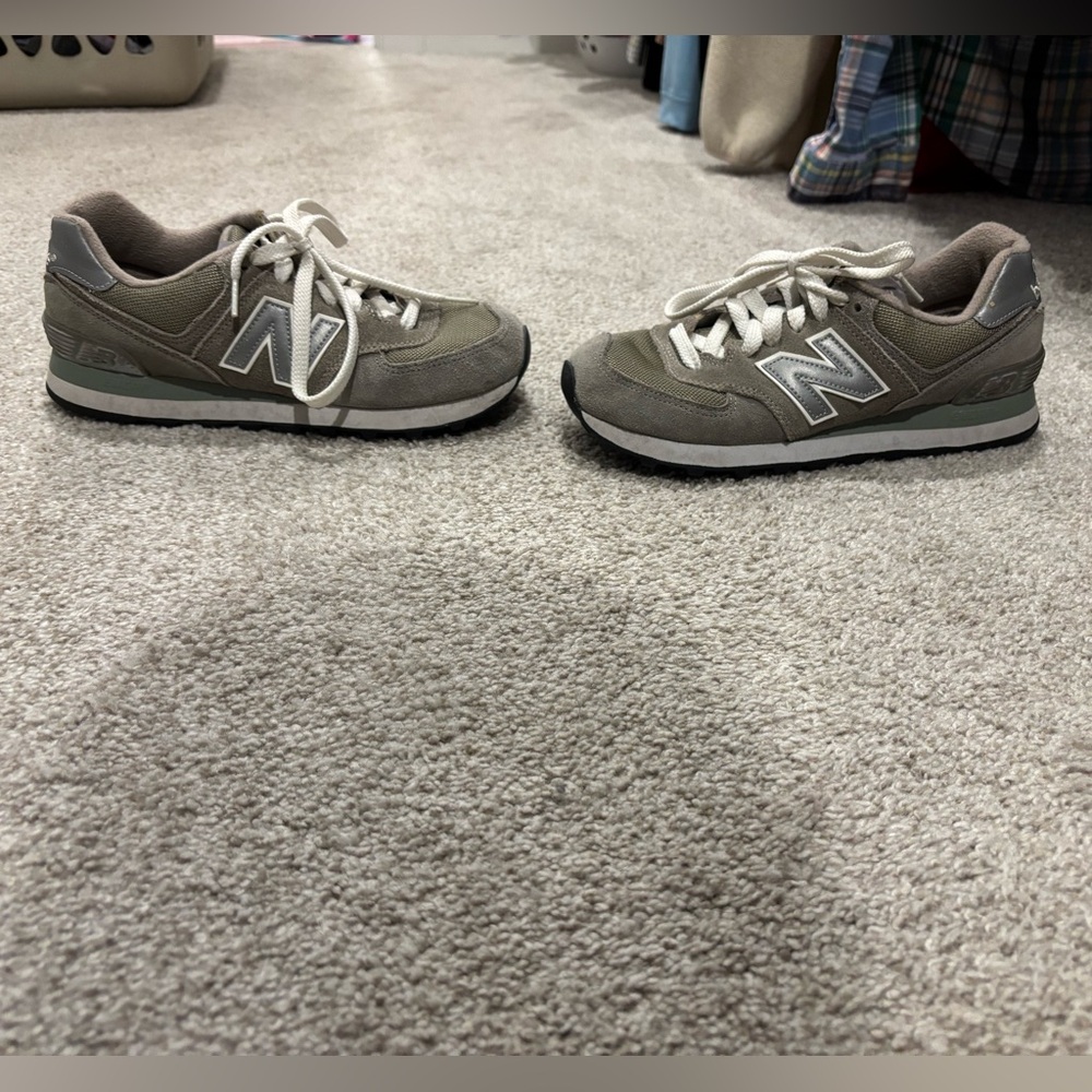 Used New Balance Women's Gray 574 Sneakers